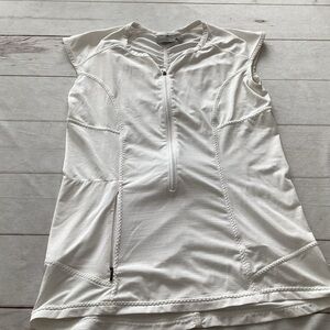 ATHLETA  WHITE TANK TOP SIZE Med.